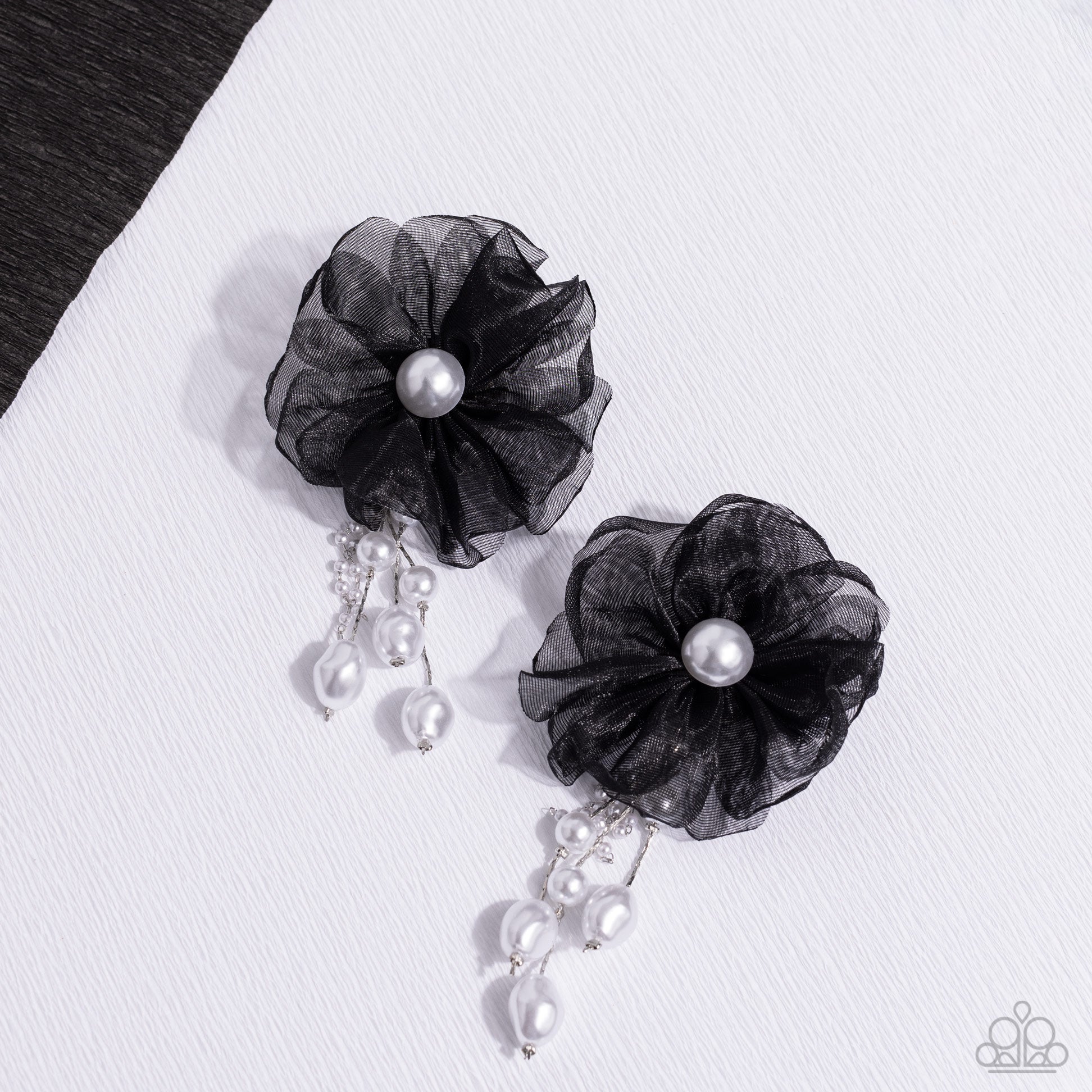 Paparazzi-Dripping In Decadence - Black Earring