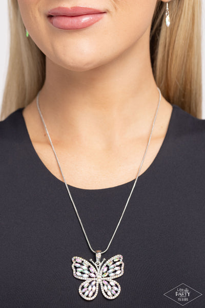 Paparazzi-Fame and FLUTTER - Multi Necklace