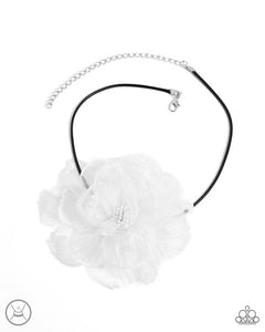 Paparazzi-French Facade - White Choker