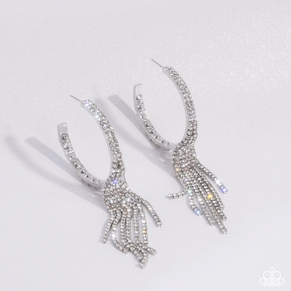 Paparazzi - Jaw-Dropping Jubilee - White Earring