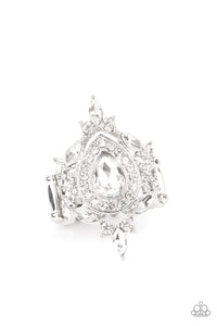 Paparazzi-Mega Stardom - White Ring