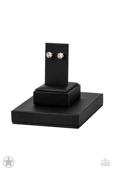 Paparazzi-Just In TIMELESS - Gold Stud Earrings