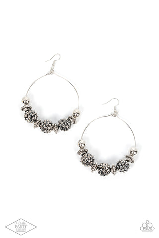 Paparazzi-I Can Take a Compliment - Silver