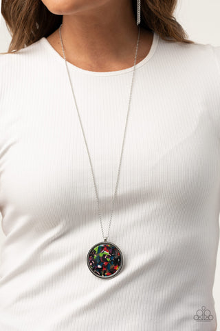 Casual Curves - Silver-Paparazzi