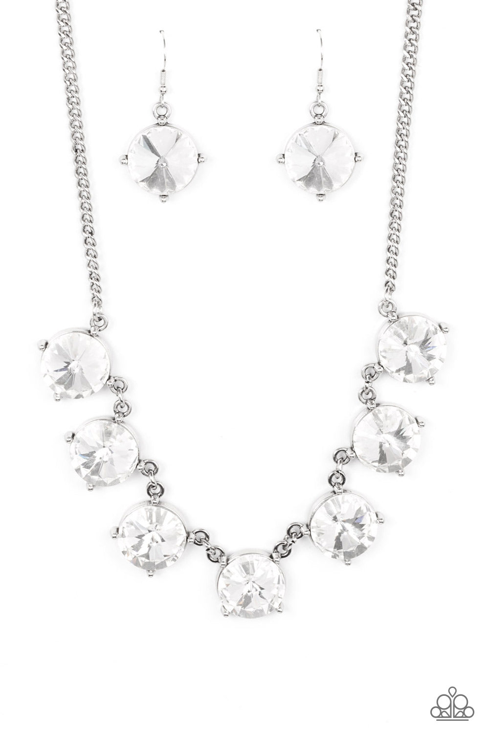 Paparazzi-The SHOWCASE Must Go On - White Necklace