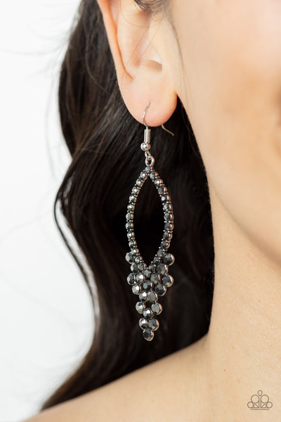 Paparazzi-GLOWING off the Deep End - Silver Earring