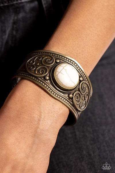 Paparazzi-Prairie Romance - Brass Bracelet
