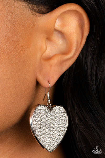 Paparazzi-Romantic Reign - White Earring