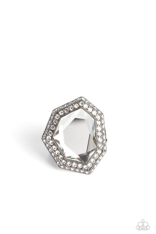 Paparazzi-Smoldering Sass - Black Ring