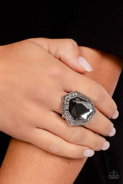 Paparazz-Smoldering Sass - Silver Ring
