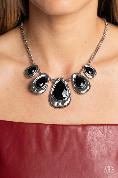 Paprazzi-Formally Forged - Black Necklace