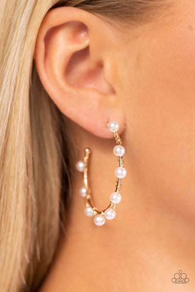 Paparazzi-Night at the Gala - Gold Earring