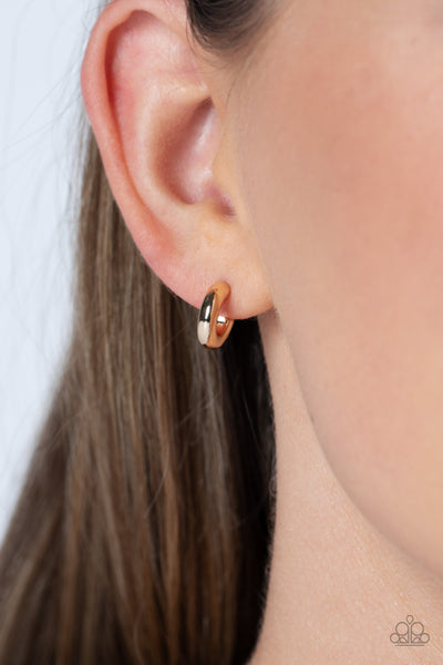 Paparazzi-Catwalk Curls - Gold Hoops