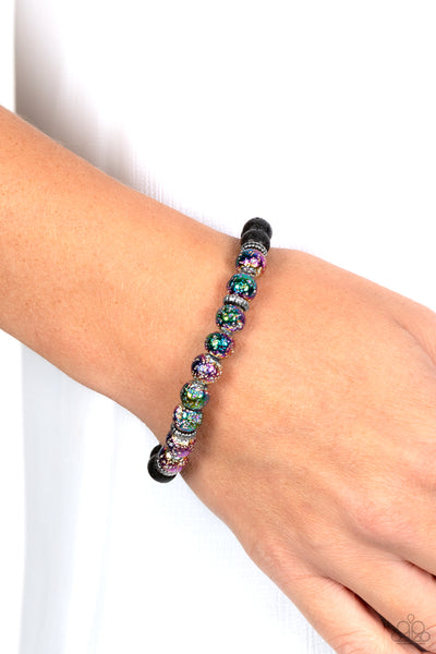 Paparazzi-LAVA Story - Bracelet