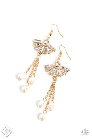 Paparazzi-London Season Lure - Gold Earring