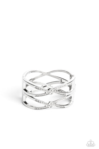 Paparazzi-Entrancing Etiquette - White Bracelet