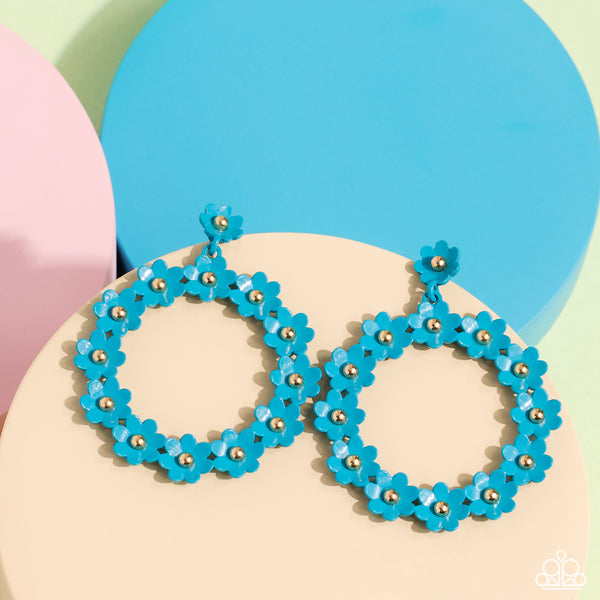 Paparazzi-Daisy Meadows - Blue Earring