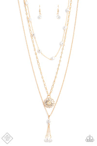 Paparazzi-Audaciously Austen - Gold Necklace