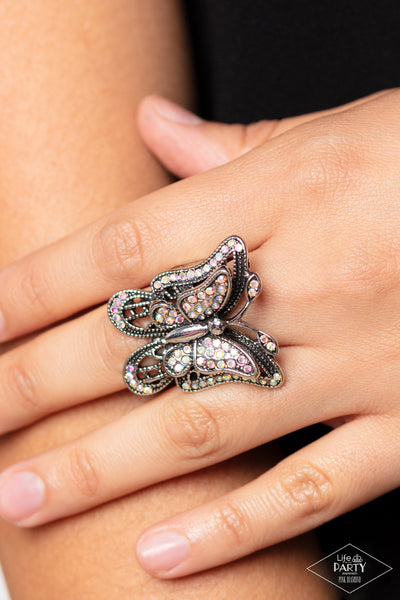 Paparazzi-Free To Fly - Multi Ring