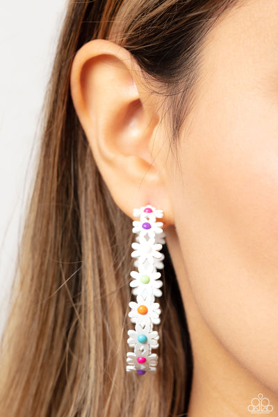 Paparazzi-Daisy Disposition - Multi Earring