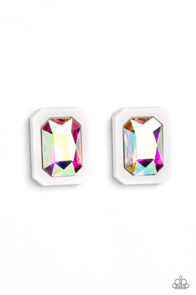 Paparazzi-Edgy Emeralds - Multi Earrings