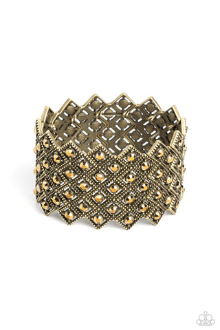 Paparazzi-DECO in the Rough - Brass Bracelet