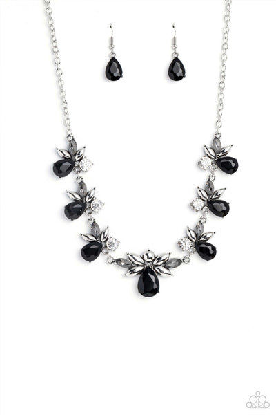 Paparazzi-Explosive Effulgence - Black Necklace