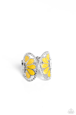 Paparazzi-Concaved Catwalk - Yellow Bracelet