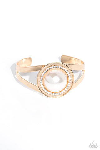 Paparazzi-Put On The GLITZ - Gold Bracelet
