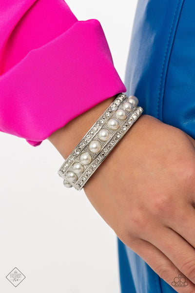 Paparazzi-About a PEARL - White Bracelet