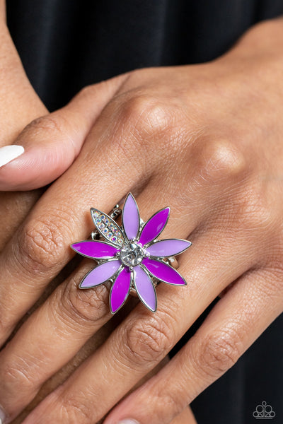 Paparazzi-Lily Lei - Purple Ring