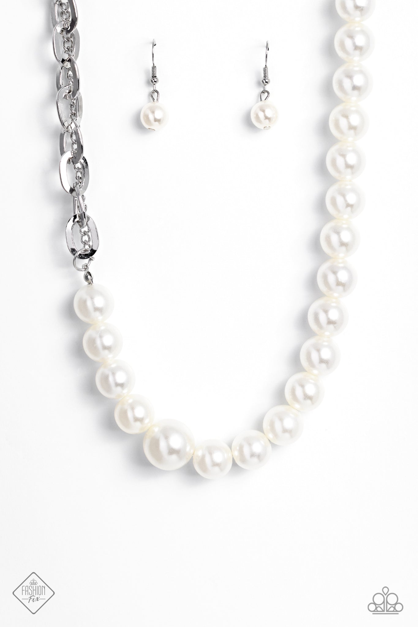 Paparazzi-My PEARL - White Necklace
