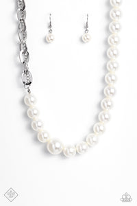 Paparazzi-My PEARL - White Necklace