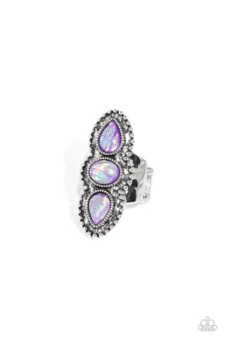 Paparazzi-Strut Your STUDS - Purple Ring