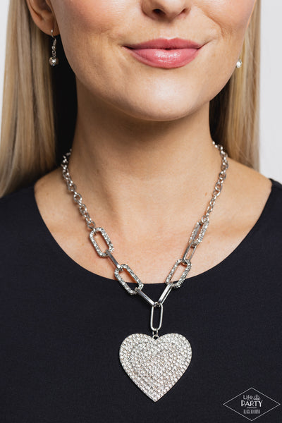 Paparazzi-Roadside Romance - White Necklace