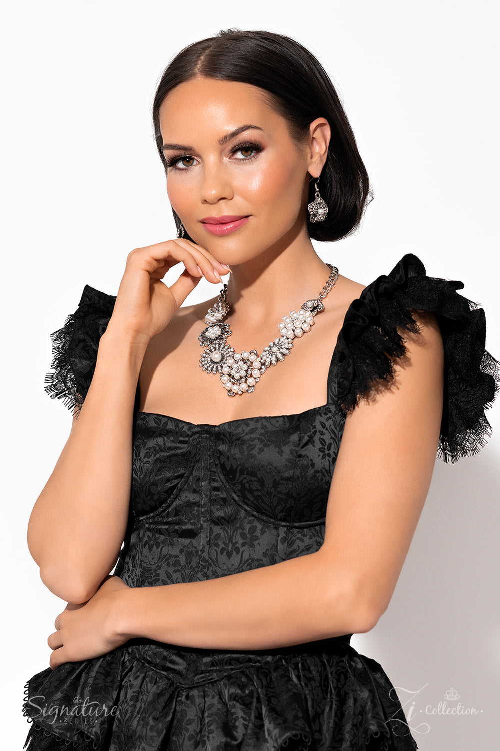 Paparazzi-The Raven Zi Necklace
