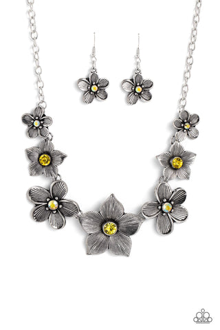 Paparazzi-Free FLORAL - Yellow Necklace