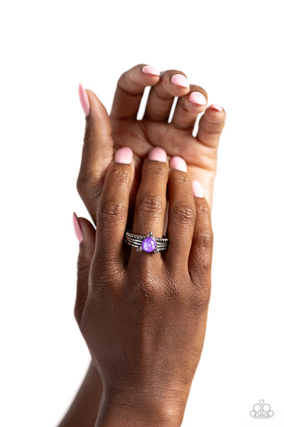 Paparazzi-Sinuous Spotlight - Purple Ring