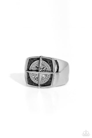 Paparazzi-Adventure is Waiting - Silver Ring