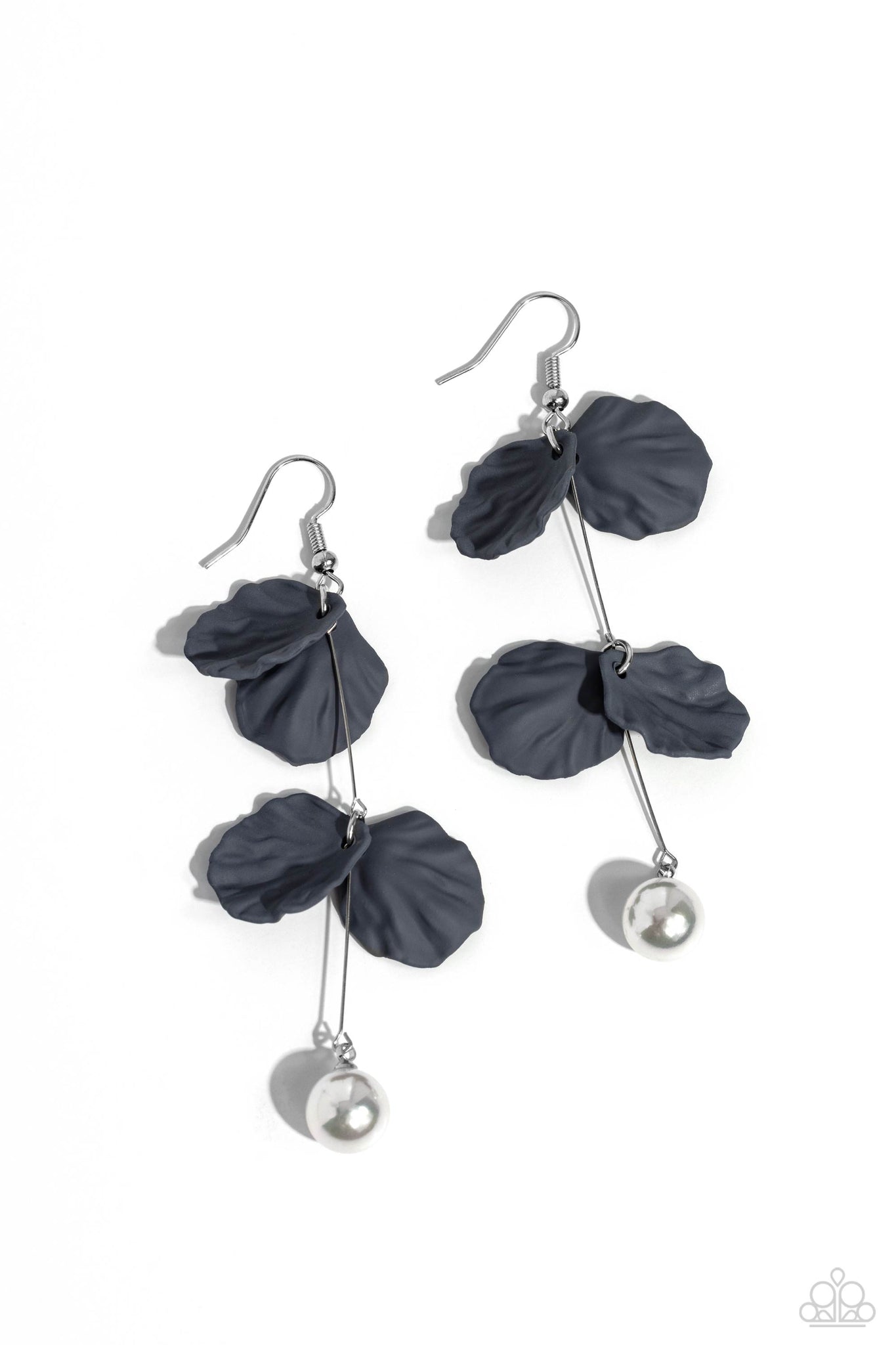 Paparazzi-Edwardian Era - Silver Earring