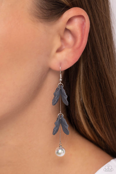 Paparazzi-Edwardian Era - Silver Earring