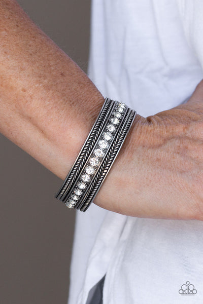 Empress Etiquette White Bracelet
