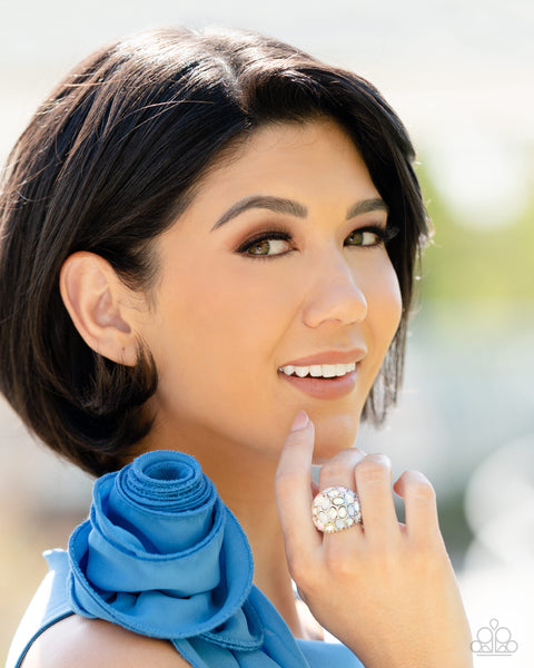 Paparazzi-BLING Loud and Proud - White Ring