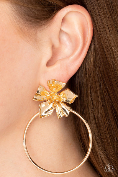 Paparazzi Buttercup Bliss - Gold Earring