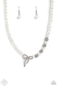 Paprazzi-Classy Cadenza - White Necklace