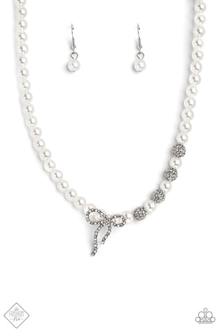 Paprazzi-Classy Cadenza - White Necklace
