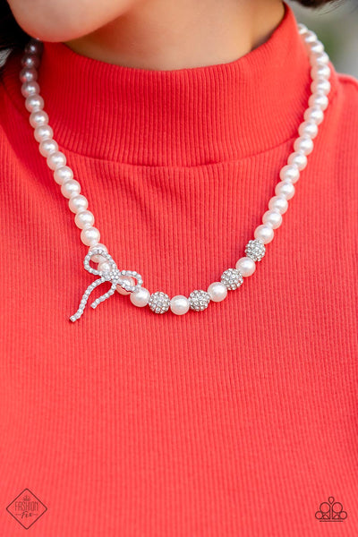 Paprazzi-Classy Cadenza - White Necklace